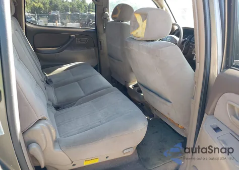 2004 Toyota Tundra Sr5 V8 z USA, uszkodzony, nr VIN 5TBDT44164S452789